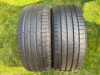 235/45 R19