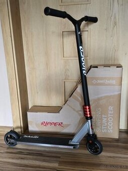 Ripper kolobezka (scooter)
