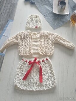 detské ručne pletené šaty + čiapka+ svetrík