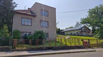 PREDAJ rodinný dom Banská Bystrica - Senica, pozemok 1640 m2