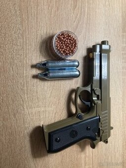 Vzduchová pištol 4,5mm