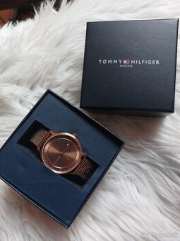 Dámske rose gold hodinky