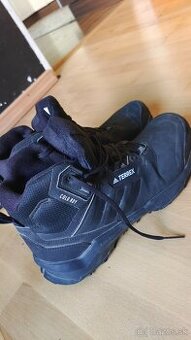 Adidas Terrex AX4 MID BETA