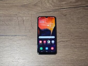 Samsung galaxy A50 biely 128gb pekny stav