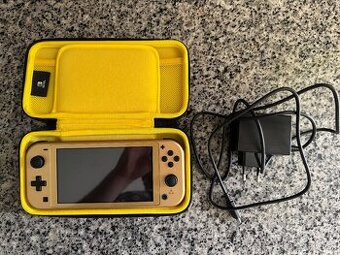 Nintendo Switch Lite Hyrule Edition