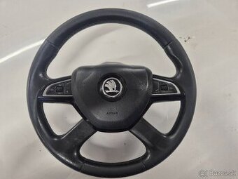 Predám multifunkčný štvorramenny volant pre VW GROUP
