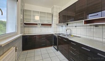 5 izbový byt | 85 m2 | Giraltovce | ul. Dukelská - 1