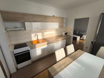 Na predaj: Štýlový 3,5-izbový byt v Nitre – Golianova ulica