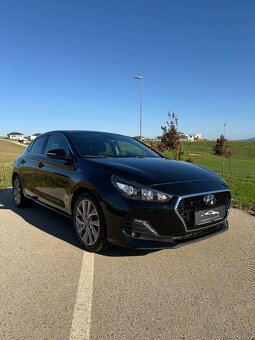 Hyundai i30 Fastback 1.4 T-GDi benzín
