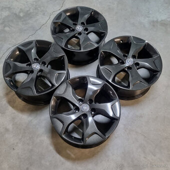 Hliníkové Renault disky 5x114,3 R17 7J ET44