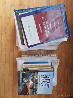 Treniaska univerita Faulta socialno-ekonomickych vztov