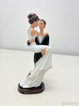 Svadobná soška ženích a nevesta