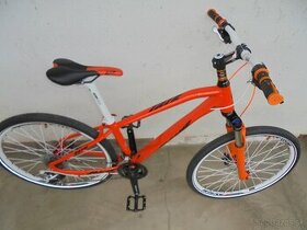 Predám-Rozpedám Originálny Apache Tate Veľkosť 13,4"