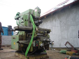 FRÉZA RUSKEJ VÝROBY+ PRÍSLUŠENSTVO