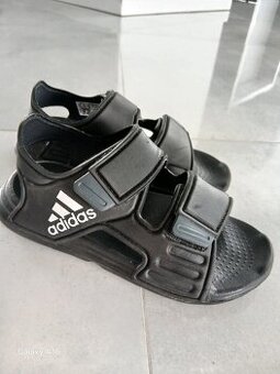 Letné chlapčenské sandálky ADIDAS č. 30 - TOP STAV