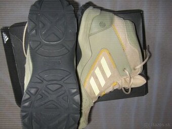 TURISTICKA OBUV ADIDAS