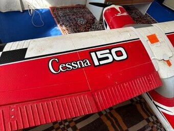 Cessna 150 RC model