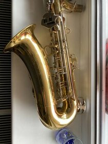 alt saxofón CORTON