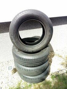 Letne  pneu Hankook  195 65r15 - 1