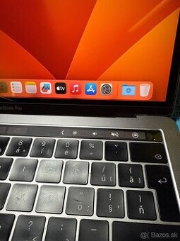 MacBook Pro 13,3” 2017 Retina (Model 1706) – Výborný stav