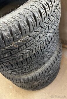 YOKOHAMA 205/70 r15 M+S