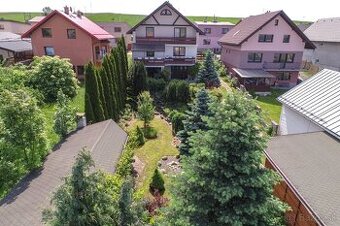 PREDAJ: 7 IZBOVÝ RODINNÝ DOM, POZEMOK 800 m2, HUNCOVCE