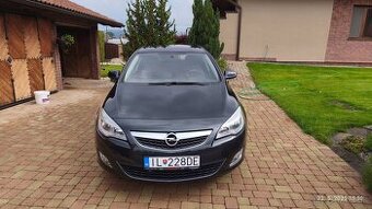 Astra J 1.4 benzín 74 kw