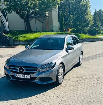 Predám Mercedes C -classa w205