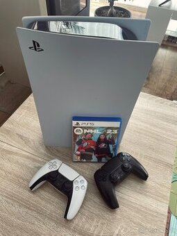 Playstation 5 s mechanikou