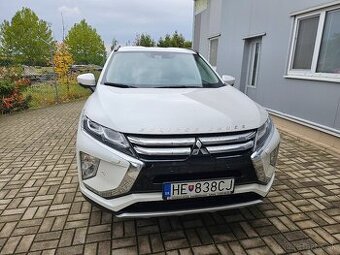 Predám Mitsubishi eclipse cross,intense,4x4,automat,40 235km - 1