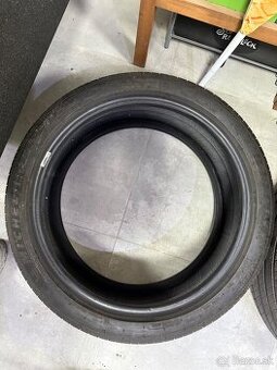 Letne pneumatiky michelin dvojrozmer- 245/40 R20 a  275/35