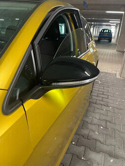 ČIERNE KRYTY spätných zrkadiel