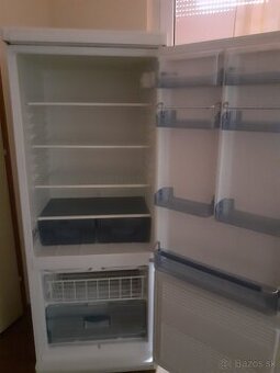 Chladnička s mrazničkou