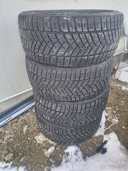 Zimné pneu 245/40 R18