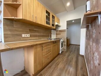 Dvojizbový byt, Zvolen, Sekier, rekonštrukcia, 68 m2