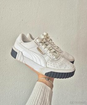 Dievčenské tenisky Puma Cali