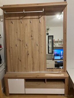 Vešiaková stena do predsiene