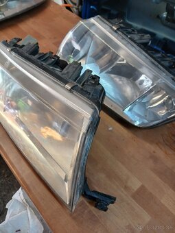 Predam predné svetlá fabia 1