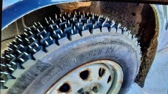 Zimne pneu 205/60 r13 špice,hroty,