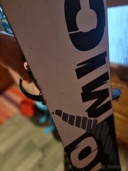 Predám snowboard atomic