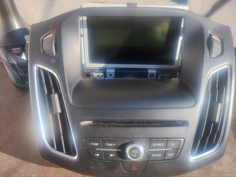 Predám vymením rádio Ford Sync2