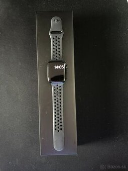 Apple Watch Nike Series 7 45mm