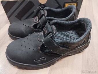 Pracovná obuv 42 zn. Panda: Cena je aj s POŠTOVNÝM