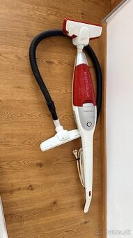 Tyčivý vysávač ELECTROLUX elektricky 1400W