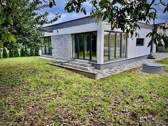 NA PREDAJ 5-izbový BUNGALOV