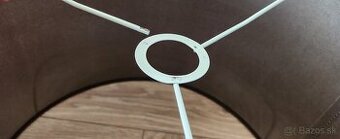 Darujem hnedé tienidlo