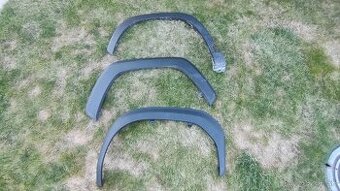 Toyota Corolla Yaris Cross Rav4 V - Lem kryt blatnik