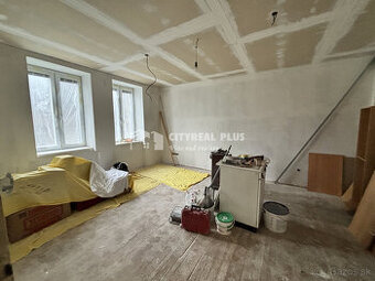 Ponúkame Vám na predaj čiastočne prerobený 1-izbový byt v me