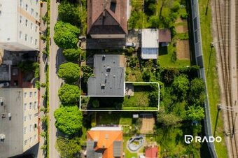 RADO | Na predaj 3i byt + garsónka v RD | pozemok | garáž | 