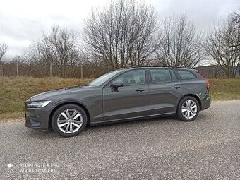 Volvo V60 2.0 benzin, automat, rok 2020